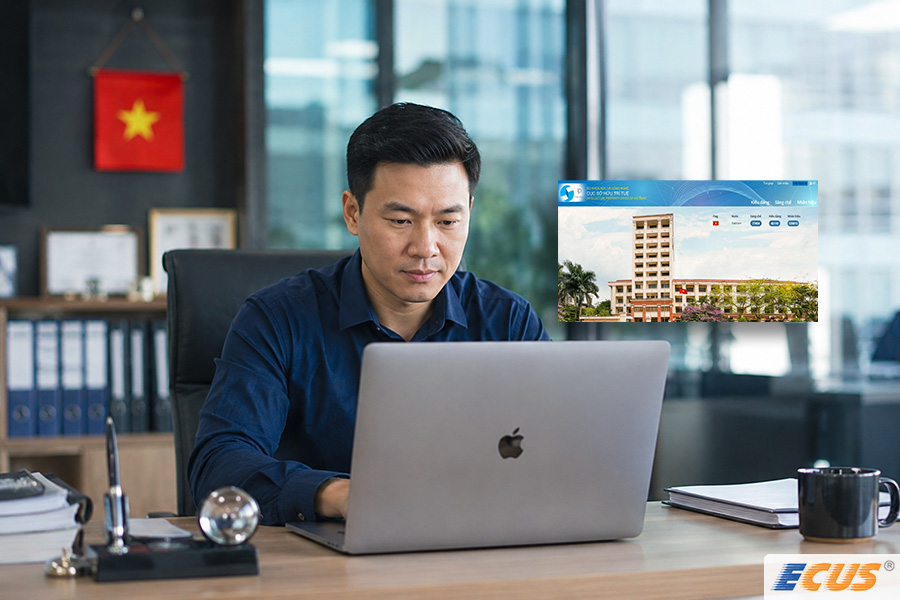 Doanh nghiệp xuất khẩu tra cứu hàng hóa đăng ký SHTT rà soát dữ liệu ở các quốc gia mục tiêu.