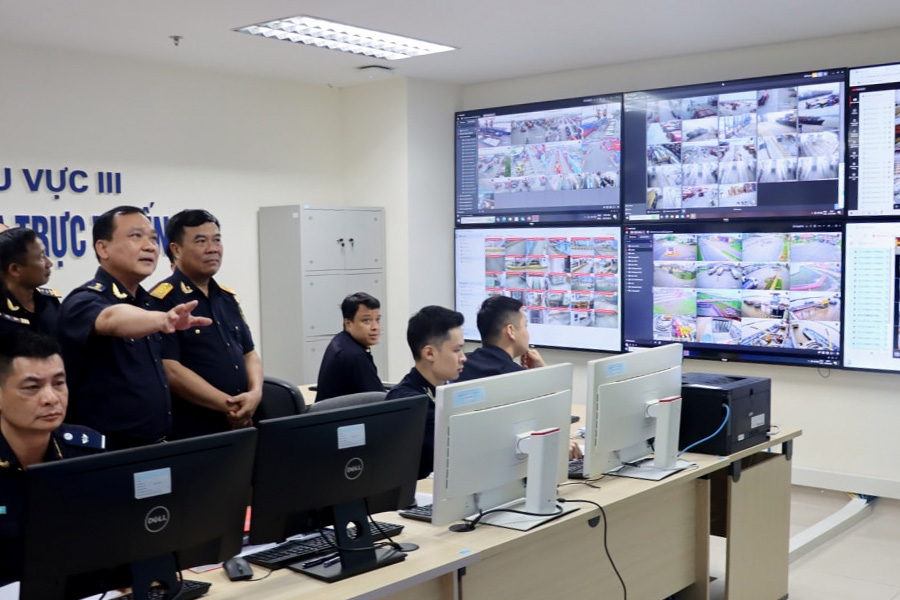 Thông quan tập trung là gì? Quy trình 5 bước theo Quyết định 702